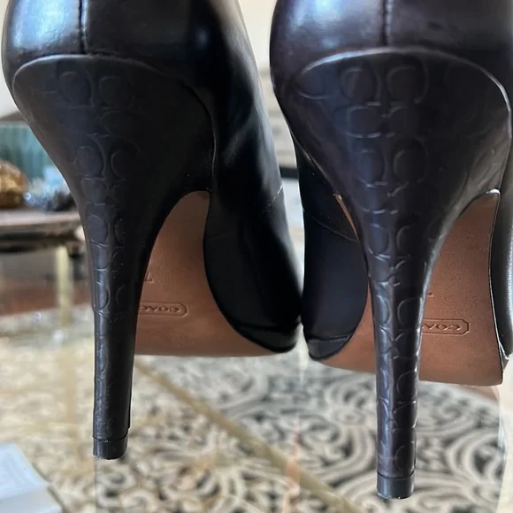 Coach heels - Picture 4 of 7
